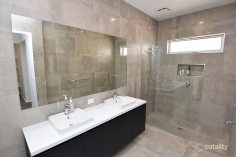 Property photo of 15 Oleander Terrace Wangaratta VIC 3677