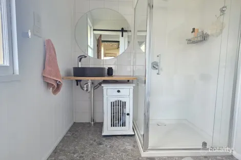 Property photo of 27 Bassel Road Stanthorpe QLD 4380