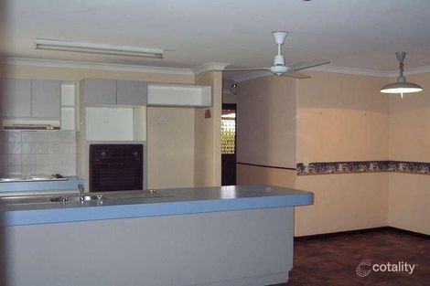 Property photo of 13 Cowlishaw Rise Parmelia WA 6167
