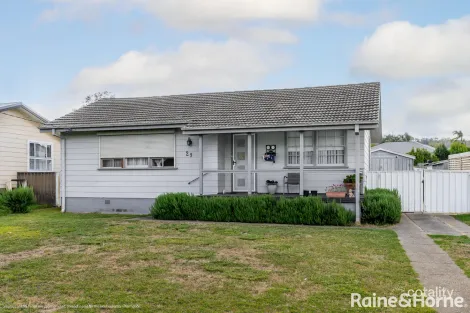 29 Ziegler Ave, Kooringal, NSW 2650