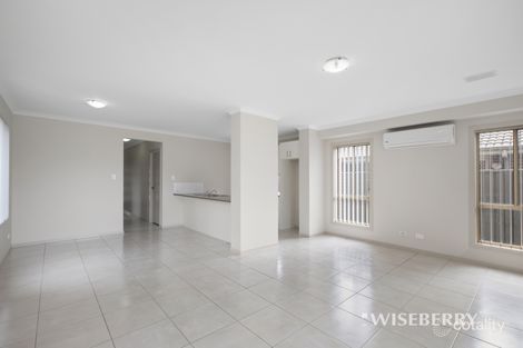 5 Nelson Gr, Woongarrah, NSW 2259