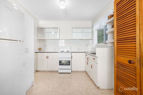 Property photo of 33 Roseberry Parade Wynnum West QLD 4178