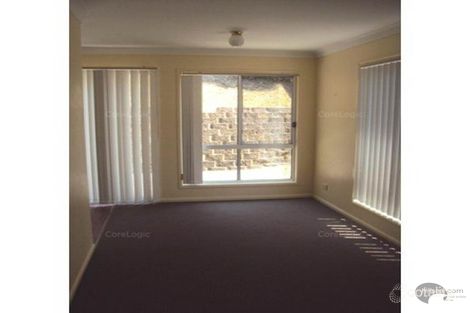 Property photo of 1/79 Cootharaba Drive Helensvale QLD 4212