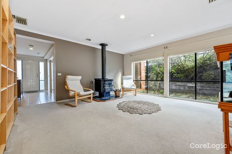 Property photo of 4 Pendulum Place Berwick VIC 3806