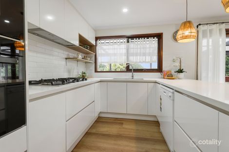 Property photo of 5 Fernlea Crescent Doncaster East VIC 3109