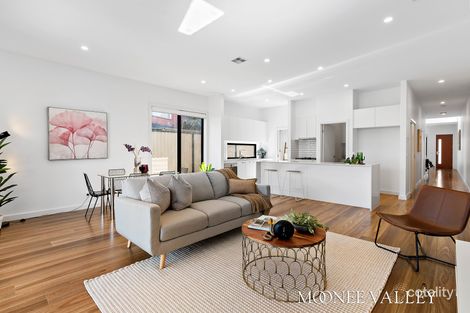 Property photo of 9A Woorigoleen Drive Keilor East VIC 3033