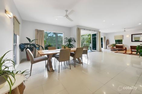 Property photo of 17 Lakedrive Crescent Marcoola QLD 4564