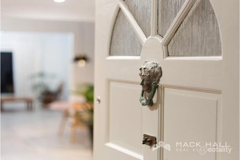 Property photo of 9 Beatrice Road Dalkeith WA 6009