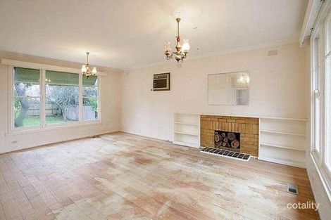 Property photo of 15 Hillcrest Road Glen Iris VIC 3146