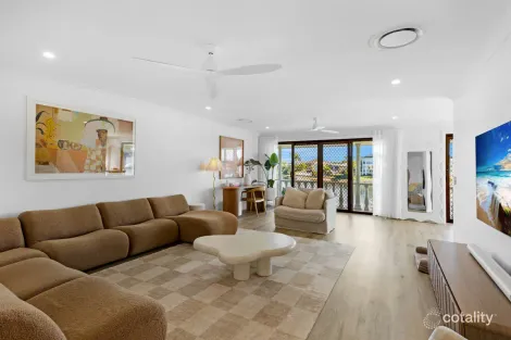 74 Sovereign Dr, Mermaid Waters, QLD 4218