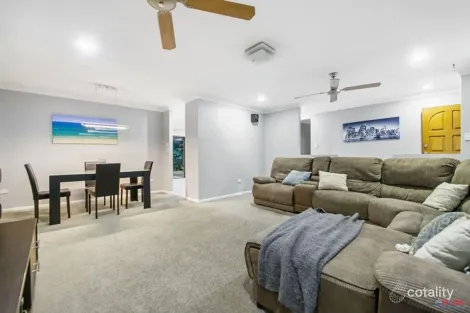 Property photo of 8 Devonshire Drive Alexandra Hills QLD 4161
