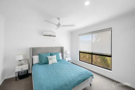 Property photo of 15 Florey Place Kirkwood QLD 4680