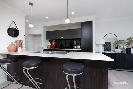 Property photo of 5 Poppy Crescent Springfield Lakes QLD 4300