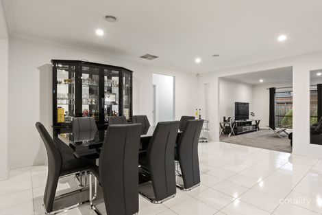 Property photo of 2 River Rose Lane Doreen VIC 3754