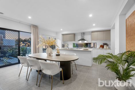 35 Aberdeen Dr, Doncaster, VIC 3108