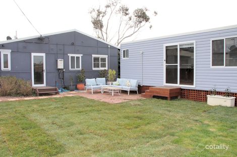 Property photo of 11 Marlee Place Narrabundah ACT 2604