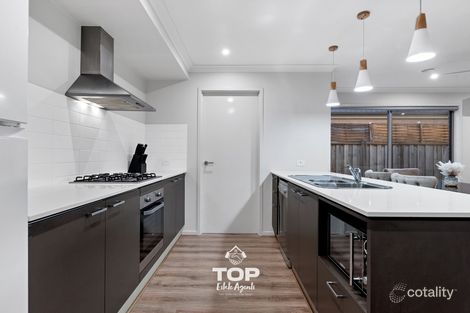 Property photo of 7 Wilmington Avenue Cranbourne West VIC 3977