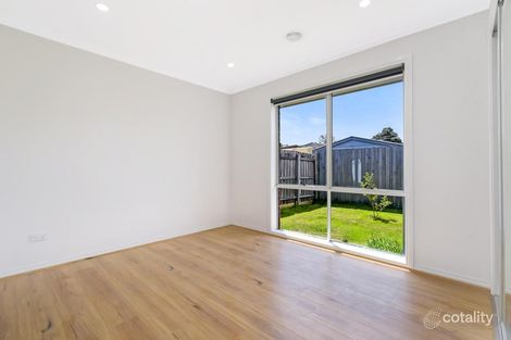 Property photo of 2/33 Stackpoole Street Noble Park VIC 3174