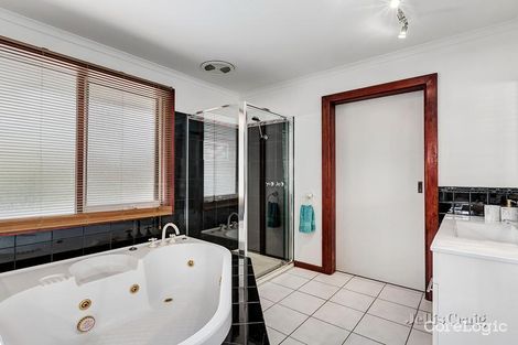 Property photo of 10 Morris Avenue Mont Albert North VIC 3129