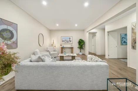 Property photo of 43 Lincolnheath Boulevard Point Cook VIC 3030