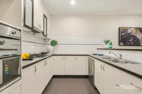 Property photo of 43 Lincolnheath Boulevard Point Cook VIC 3030