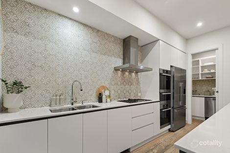 Property photo of 12 Oak Grove Brighton VIC 3186