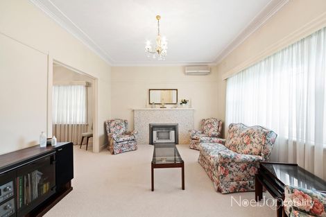 Property photo of 1 Irvine Street Glen Iris VIC 3146