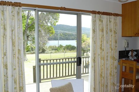 Property photo of 120 Old Jetty Road Eaglehawk Neck TAS 7179