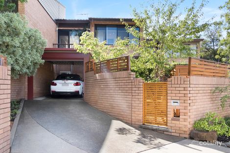 Property photo of 3 Mackaness Place Garran ACT 2605