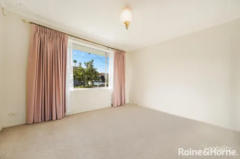 Property photo of 25 Koala Avenue Ingleburn NSW 2565