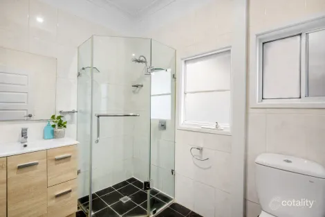 Property photo of 35 Cochrane Street West Wollongong NSW 2500