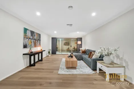 Property photo of 62 Stately Drive Cranbourne East VIC 3977