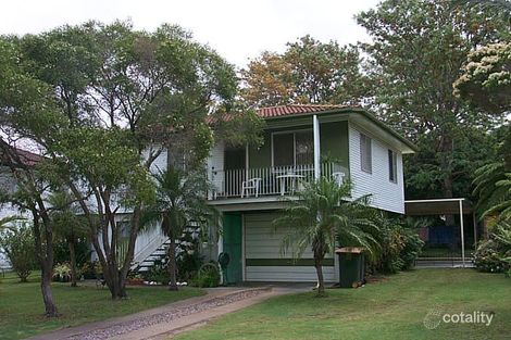 27 Hellyer St, Wynnum West, QLD 4178
