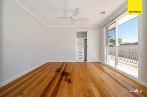 Property photo of 19 Moss Street Melton South VIC 3338
