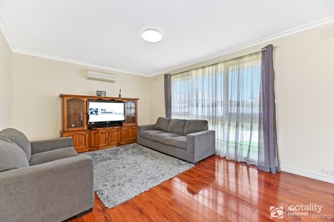 Property photo of 2/18 Duff Street Cranbourne VIC 3977