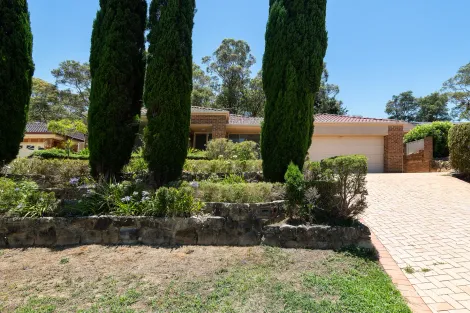 46 Robinia Gr, Garden Suburb, NSW 2289