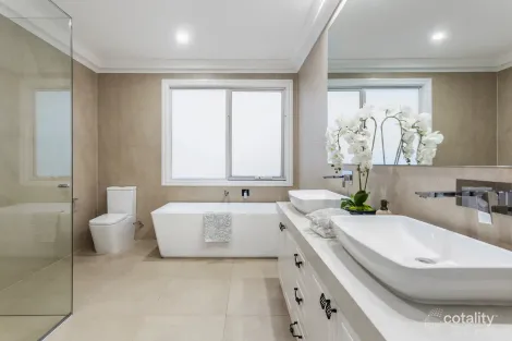 Property photo of 92 Hill Road Balwyn North VIC 3104