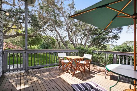 Property photo of 30 Timaru Close Sorrento VIC 3943