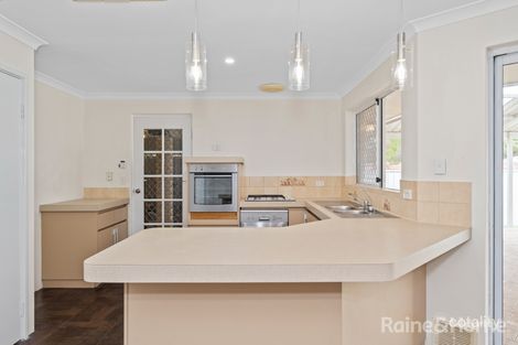 Property photo of 8 Hillview Rise Cooloongup WA 6168