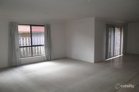Property photo of 4 Sauerberg Close Kuraby QLD 4112
