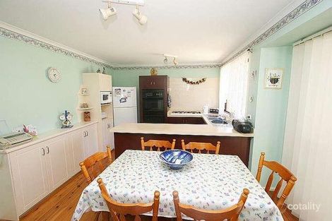 Property photo of 21 Horseshoe Circuit St Clair NSW 2759