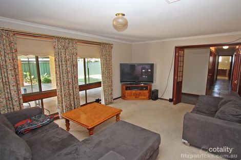 Property photo of 4 Yentoo Drive Glenfield Park NSW 2650