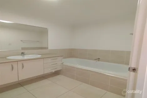 Property photo of 15 Girraween Lane Fitzgibbon QLD 4018