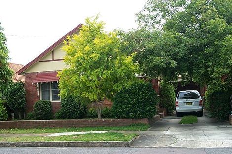 24 Alexander St, Hamilton South, NSW 2303