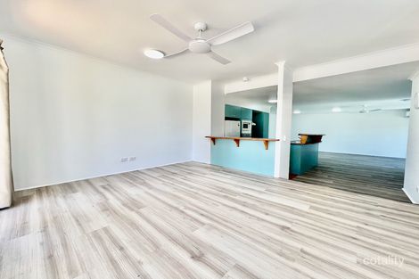 Property photo of 117/10-16 Alexandra Avenue Mermaid Beach QLD 4218
