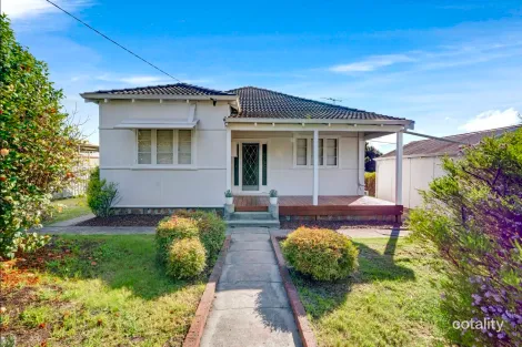 100 Jones St, Collie, WA 6225