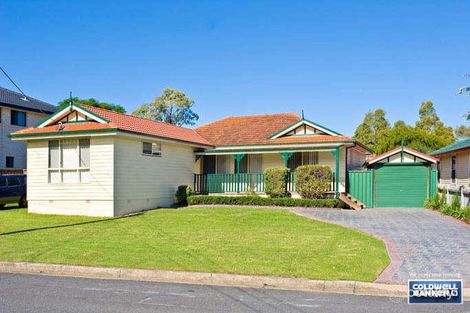 25 Miri Cres, Holsworthy, NSW 2173