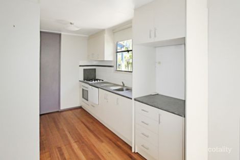Property photo of 6 Vickers Court Kennington VIC 3550