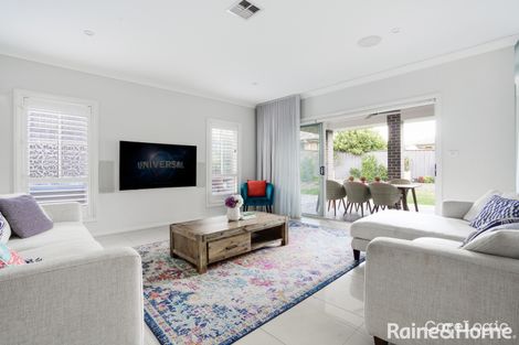 Property photo of 18 Mermaid Crescent Glenfield NSW 2167