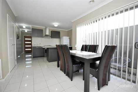Property photo of 17 Kirkstead Grove Craigieburn VIC 3064